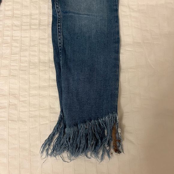 We the Free Fringe Jeans - size 27 - Picture 4 of 8